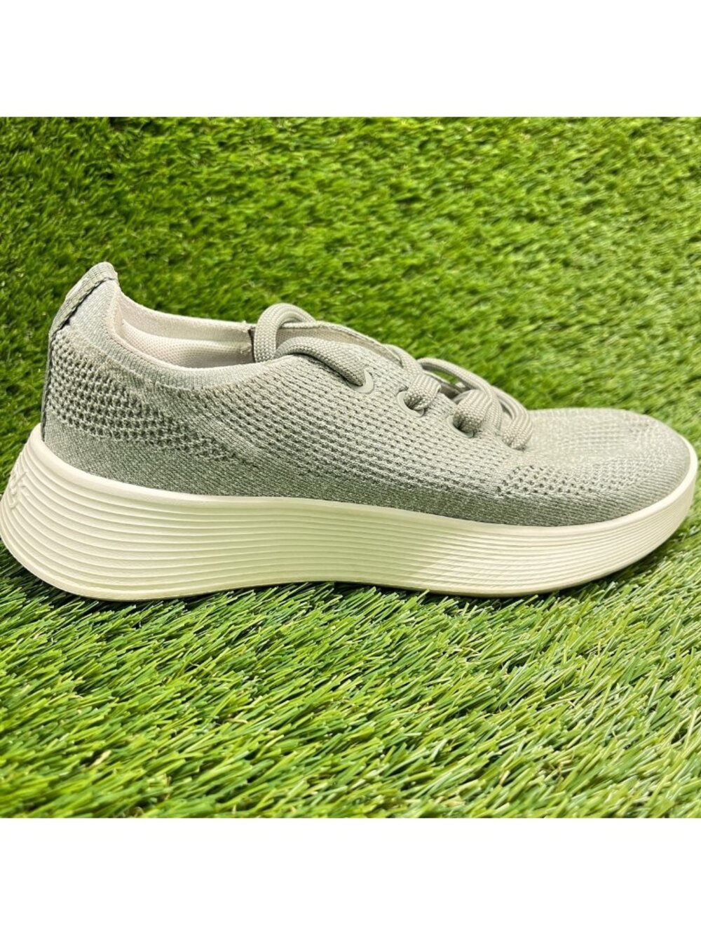 Allbirds Tree Runner Go Womens Size 7.5 Green Athletic Running Shoes Sneakers
